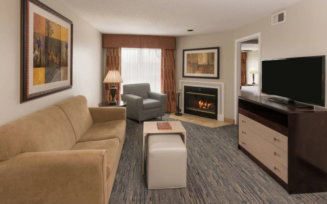 photo 4 of Homewood Suites by Hilton Chicago - Schaumburg