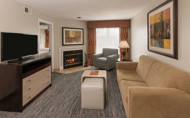 photo 5 of Homewood Suites by Hilton Chicago - Schaumburg