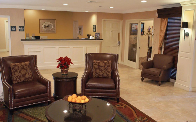 photo 2 of Addison Suites