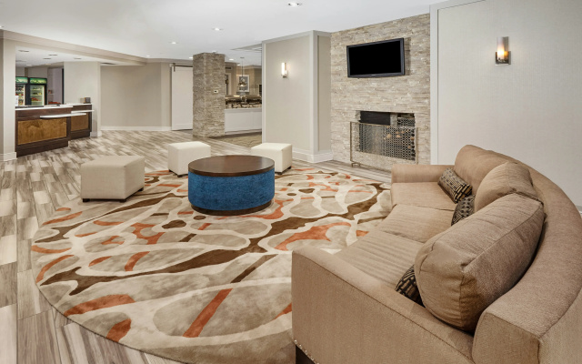 photo 2 of Homewood Suites by Hilton Indianapolis-Keystone Crossing