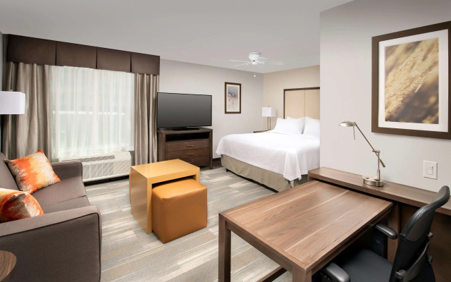 photo 4 of Homewood Suites by Hilton Kansas City Speedway