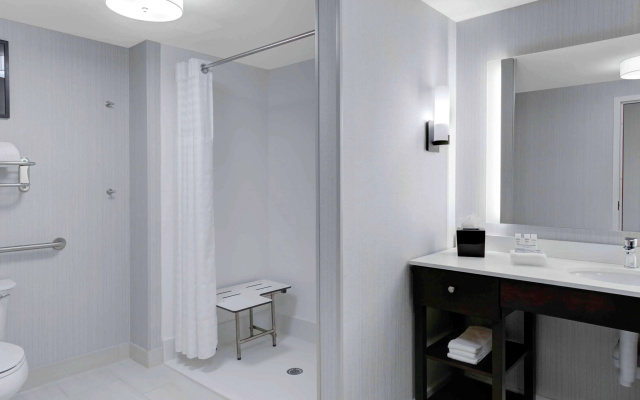 photo 5 of Homewood Suites by Hilton Lansing Eastwood