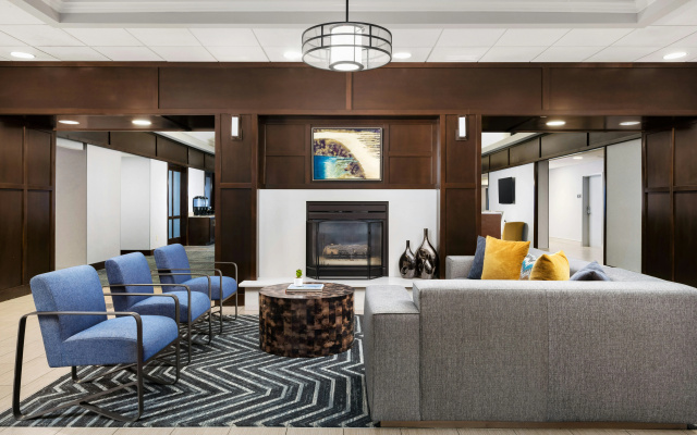 photo 2 of Homewood Suites by Hilton Manchester/Airport
