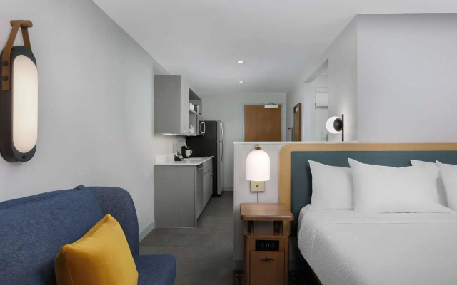 photo 4 of Homewood Suites By Hilton Newport Cincinnati