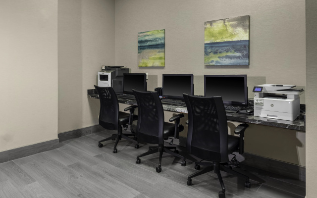 photo 4 of Homewood Suites by Hilton Phoenix Airport South