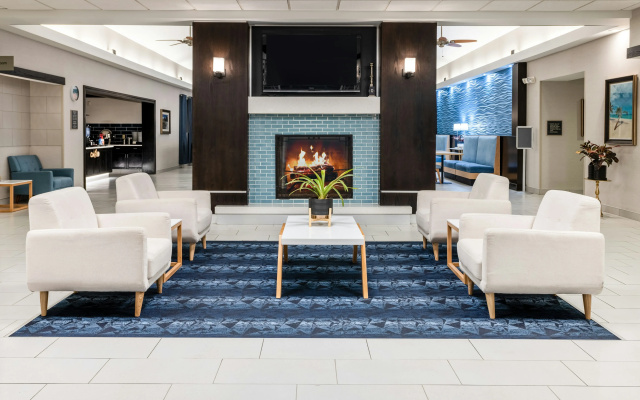 photo 2 of Homewood Suites by Hilton Rochester/Greece, NY