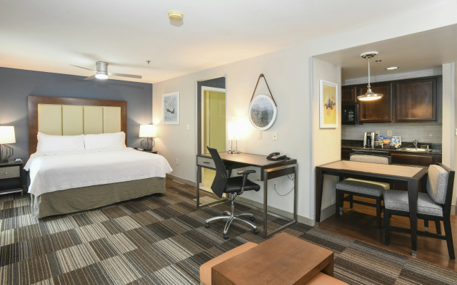 photo 3 of Homewood Suites Cincinnati Airport