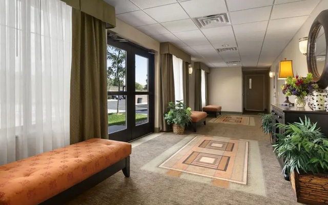 photo 2 of Homewood Suites Denver - Littleton