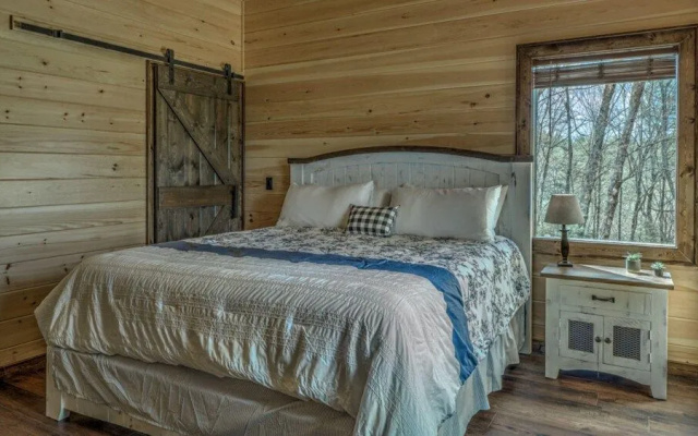 photo 3 of Honey Bear Lodge by Escape to Blue Ridge