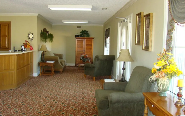 photo 2 of Honeysuckle Inn - Mountain View