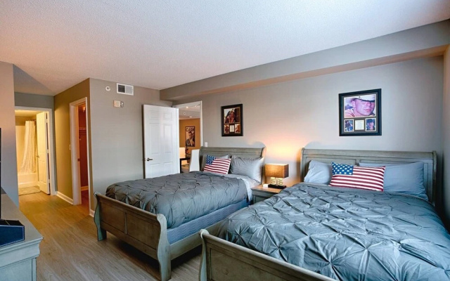 photo 3 of Honky Tonk Luxury 2BR/2BATH - Fast WIFI - Work Area - Free Parking! (CH2)