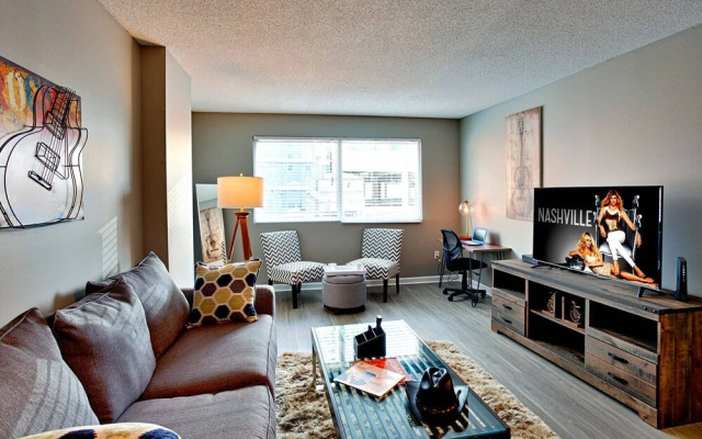 photo 4 of Honky Tonk Luxury 2BR/2BATH - Fast WIFI - Work Area - Free Parking! (CH2)