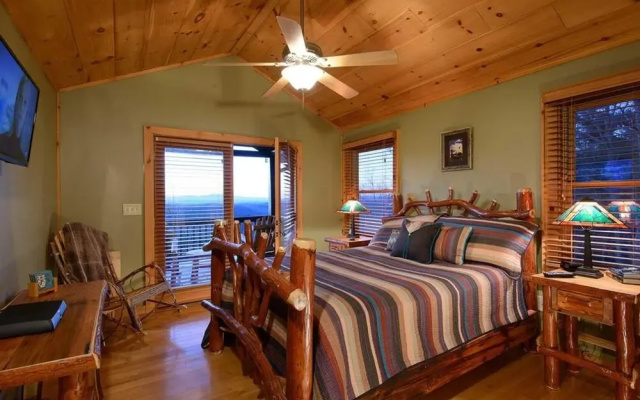 photo 5 of Hoot Owl View by Escape to Blue Ridge