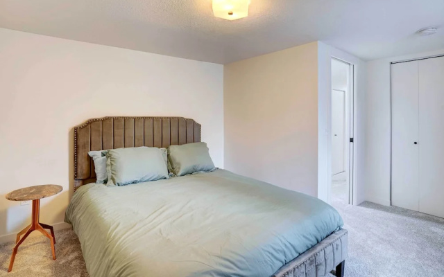photo 4 of Hopkins Vacation Rental ~ 12 Mi to Minneapolis