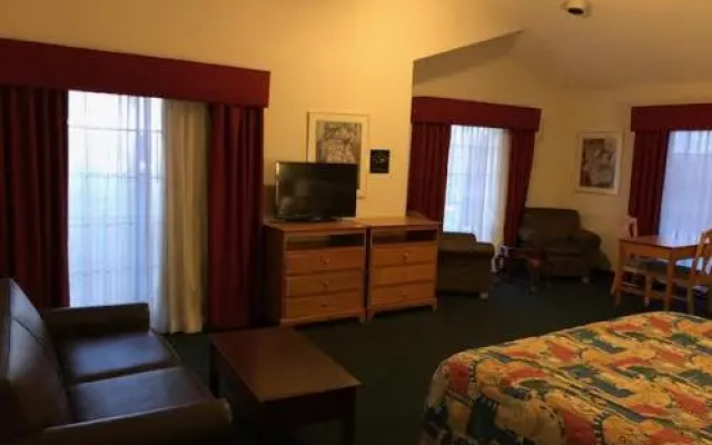 photo 5 of Horizon Inn & Suites