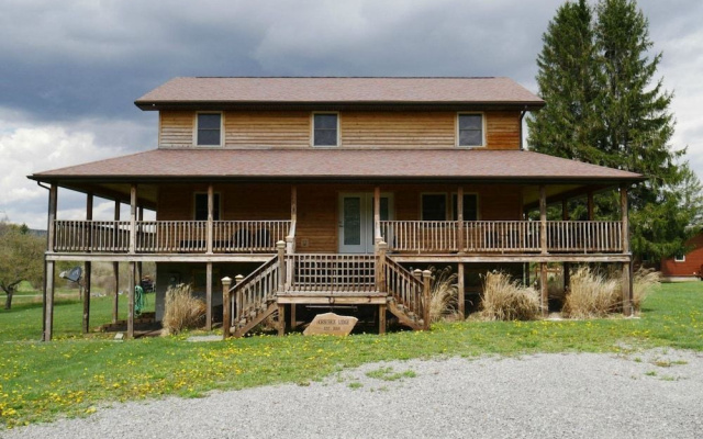 photo 4 of Horseshoe Lodge