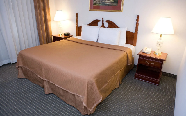 photo 4 of Host Inn All Suites