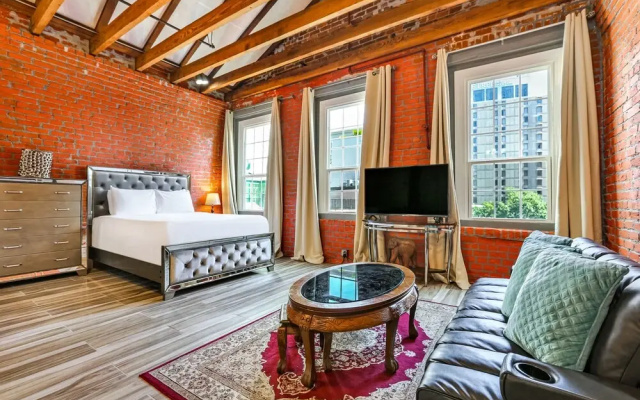 photo 2 of Hosteeva French Quarter Historic Condos