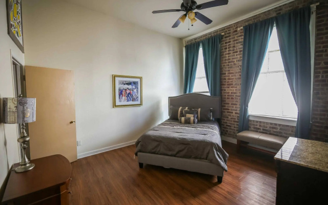 photo 2 of Hosteeva Iberville Street Suites