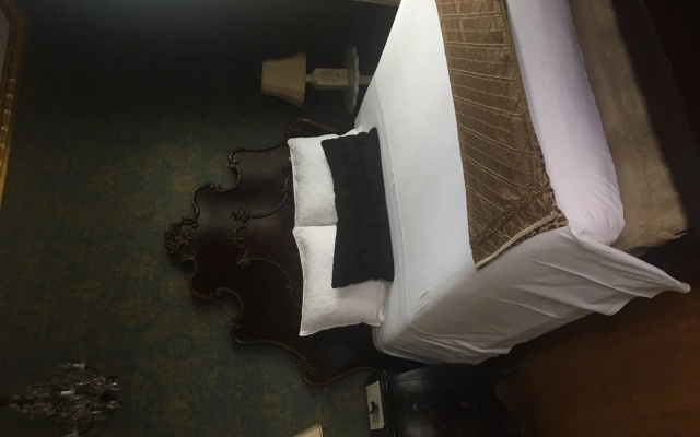 photo 2 of Hotel 1110 - Adults Only