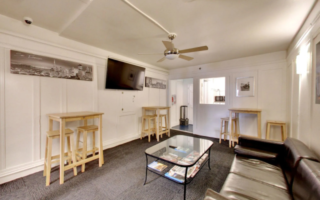 photo 4 of Hotel Ikon