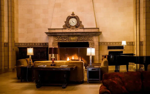 photo 2 of Hotel 340