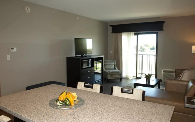 photo 4 of Hotel At Batavia Downs