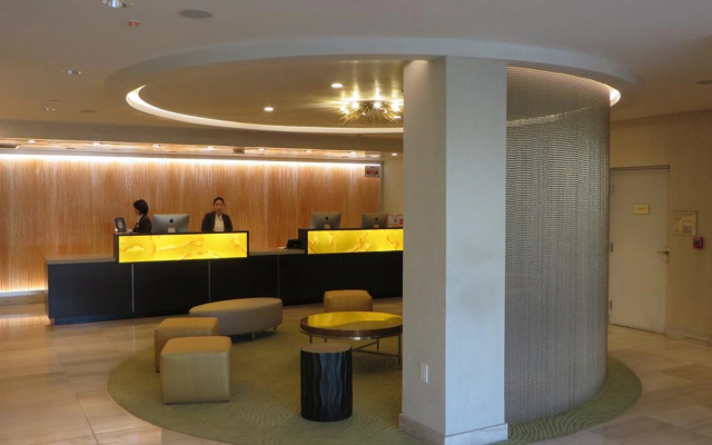 photo 2 of Aventura Hotel
