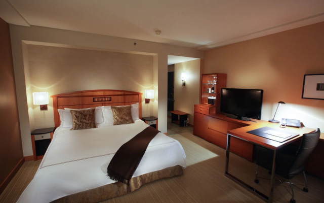 photo 5 of Bellevue Club Hotel