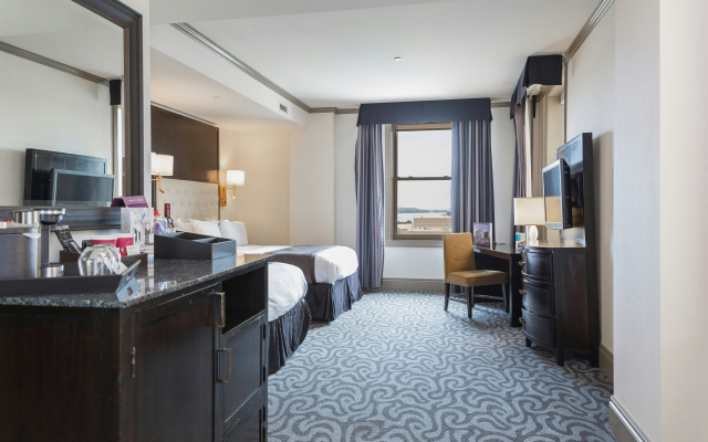 photo 3 of Hotel Blackhawk, Autograph Collection