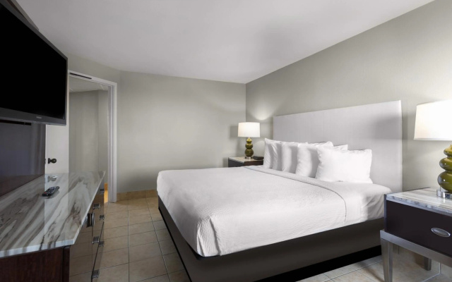 photo 3 of Hotel BLUE