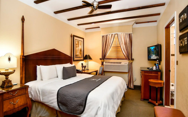 photo 4 of Brand Plaza Hotel