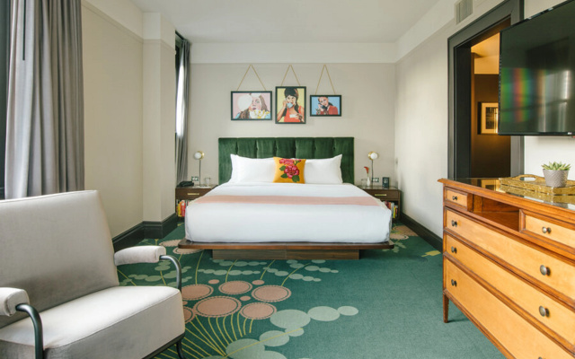 photo 3 of Hotel Clermont