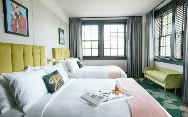 photo 5 of Hotel Clermont