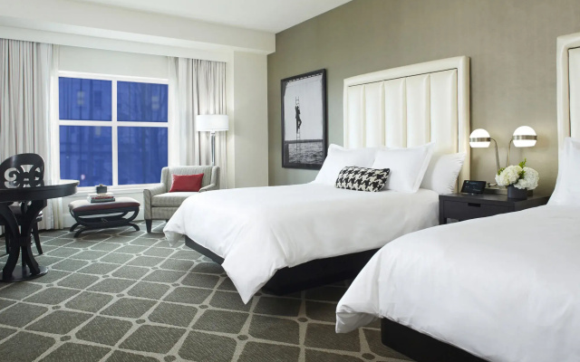 photo 4 of Hotel Commonwealth
