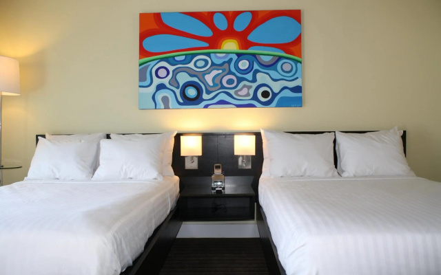 photo 4 of Hotel Current
