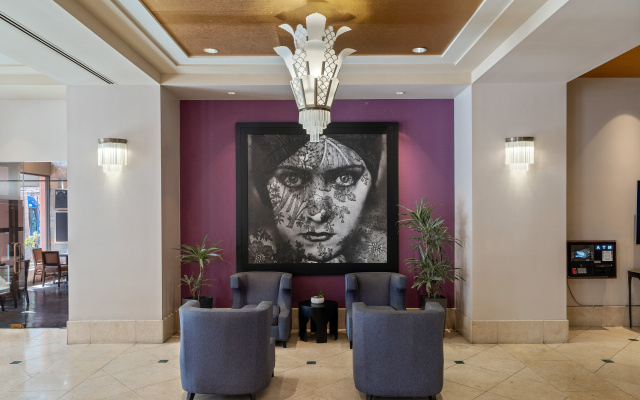 photo 2 of Hotel De Anza by IHG