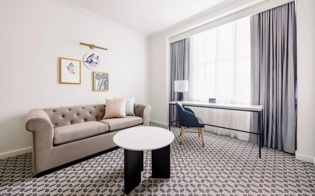 photo 4 of Hotel Du Pont