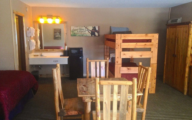 photo 3 of Hotel Estes