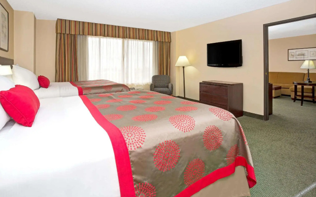 photo 3 of Four Points by Sheraton Englewood