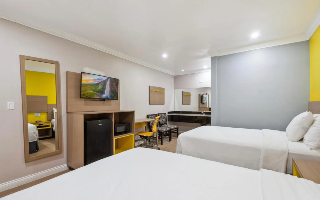 photo 5 of Hotel H-Wood