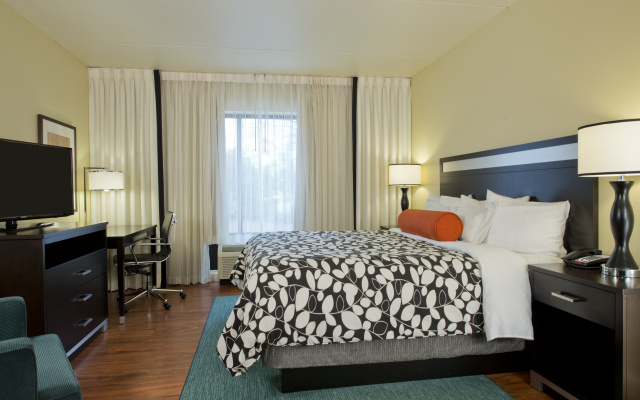 photo 3 of Hotel Indigo Atlanta Airport - College Park by IHG