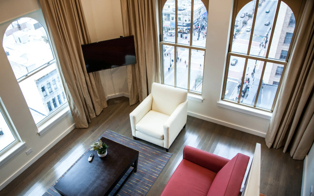 photo 3 of Hotel Indigo Newark Downtown
