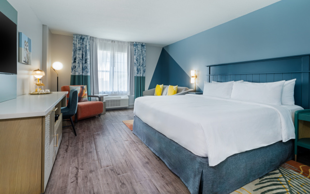 photo 3 of voco Sarasota by IHG