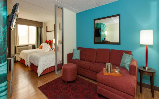 photo 3 of Hotel Indigo Chicago-Vernon Hills by IHG