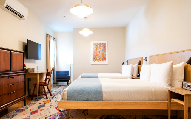 photo 2 of Hotel Kinsley