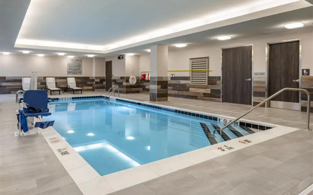 photo 5 of Hotel Louisville