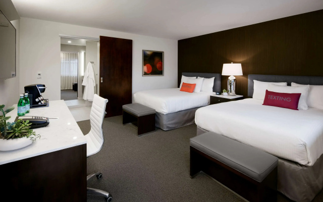 photo 3 of Hotel Lucent