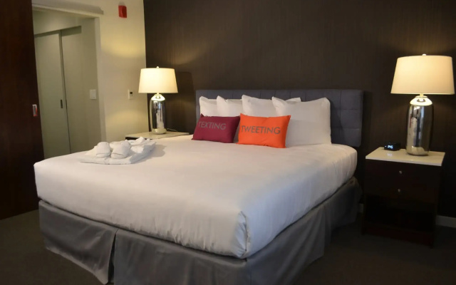 photo 4 of Hotel Lucent