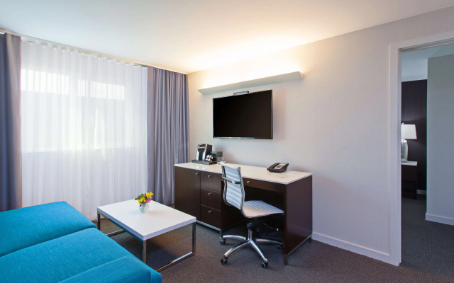 photo 5 of Hotel Lucent